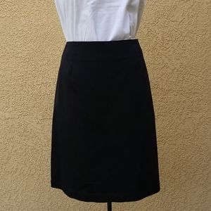 Basic black skirt